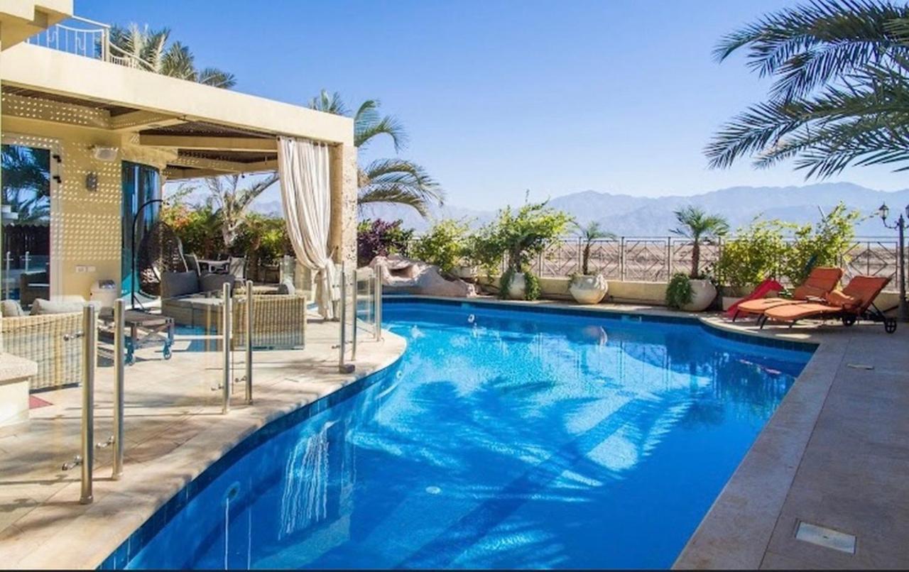 Villa Family Eilat With Heated Pool Kültér fotó